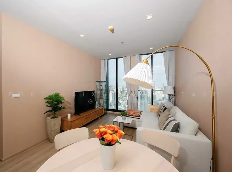 2 Bedroom condo in Noble Ploenchit