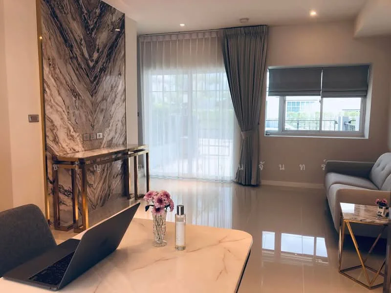 3 Bedroom condo in Indy 3 Bangna-Km 7
