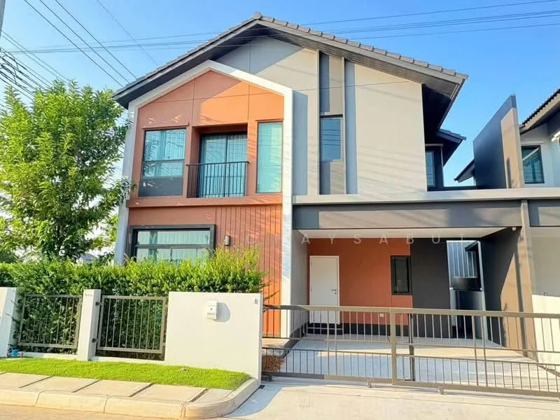 3 Bedroom condo in Anasiri Chaiyapruek-Wongwaen 2