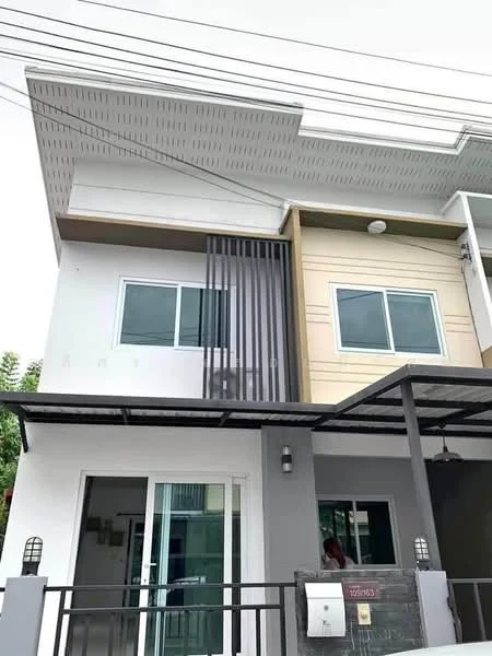 4 Bedroom condo in The Modish Bang Bua Thong