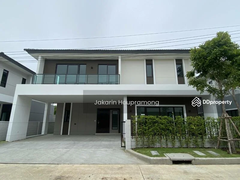 4 Bedroom condo in Centro Ratchapruek-Suan Phak