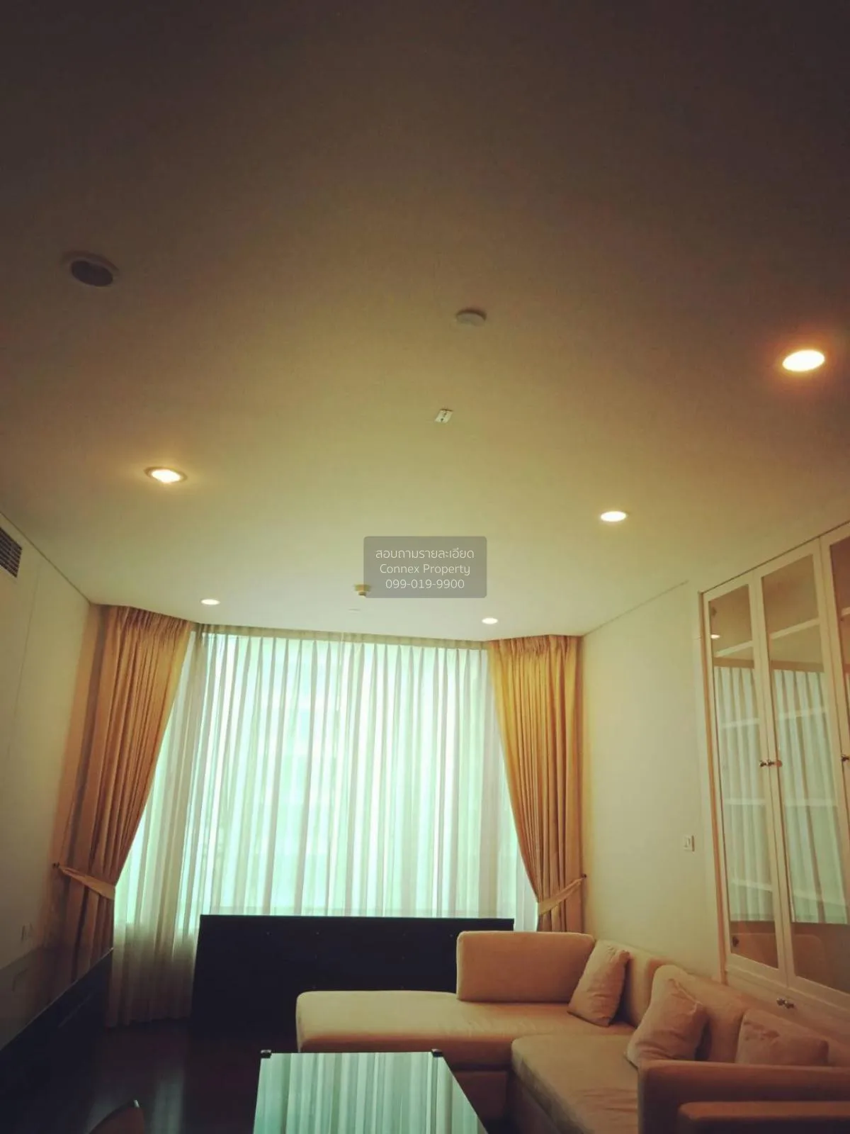 3 Bedroom condo in The Park Chidlom