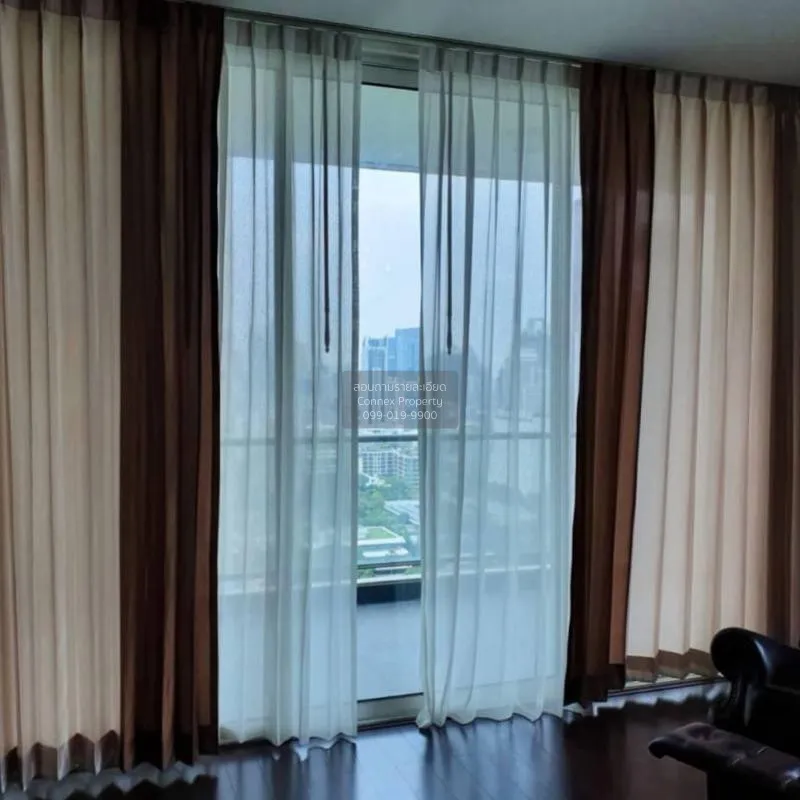 3 Bedroom condo in The Park Chidlom