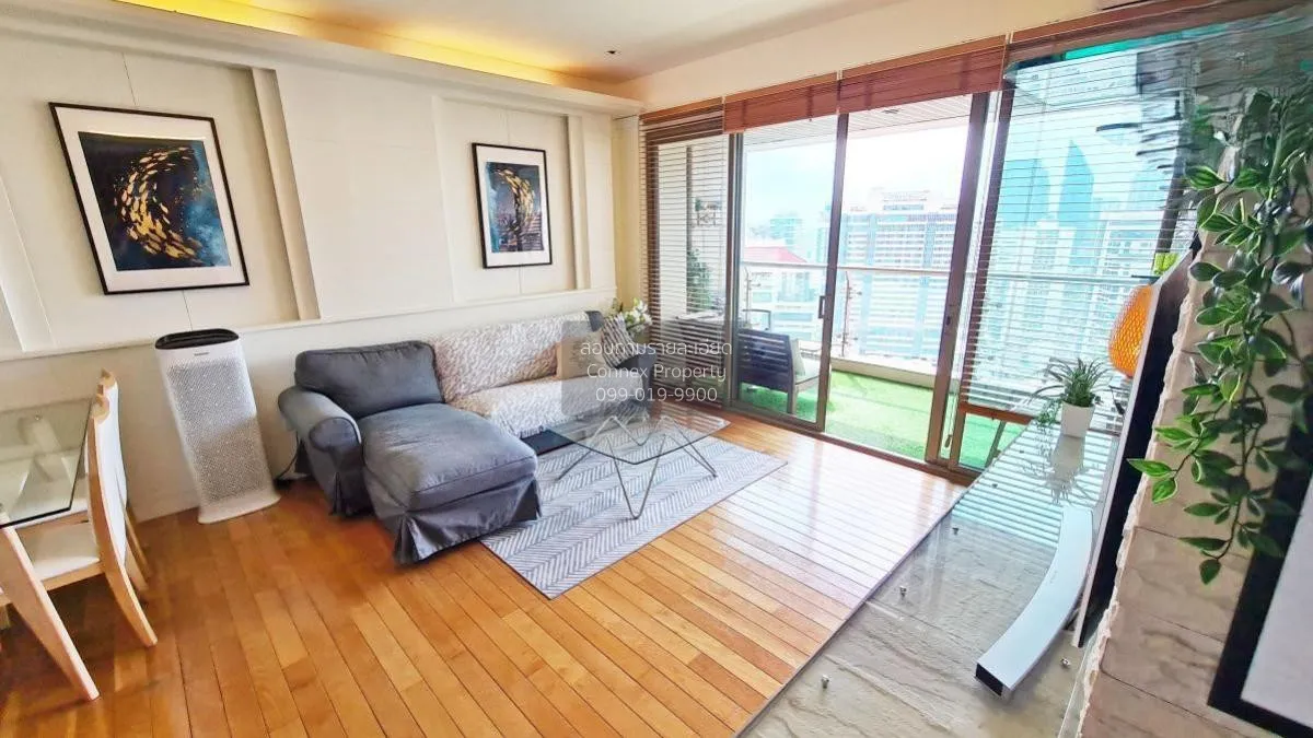 2 Bedroom condo in The Lakes