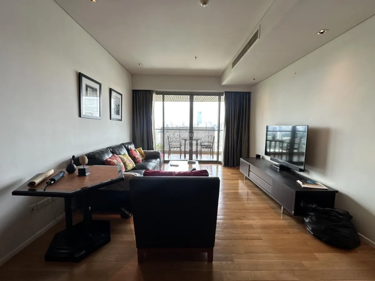 2 Bedroom condo in The Lakes