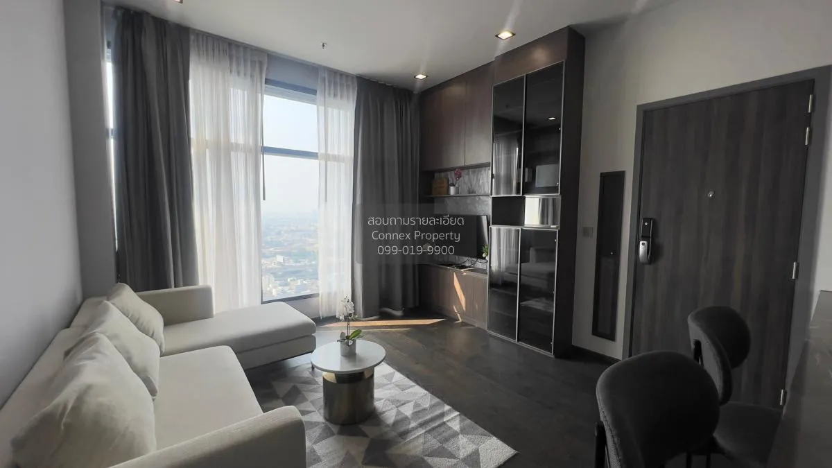 2 Bedroom condo in CONNER Ratchathewi