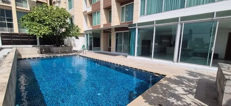 3 Bedroom condo in The Empire Place