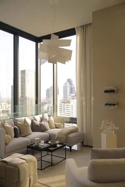 2 Bedroom condo in ASHTON Silom