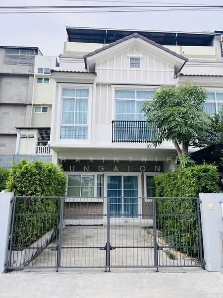 2 Bedroom condo in Indy Bangna-Ramkhamhaeng 2