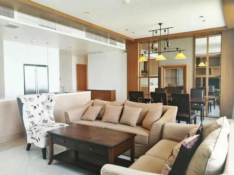 3 Bedroom condo in The Empire Place