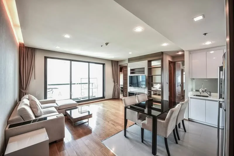 2 Bedroom condo in The Address Sathorn