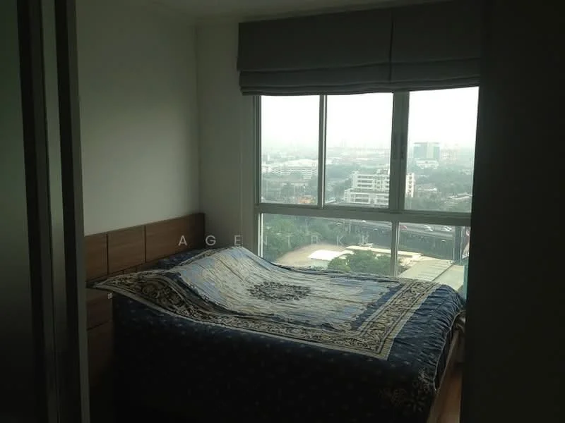 1 Bedroom condo in Lumpini Place Rama 4-Kluaynamthai