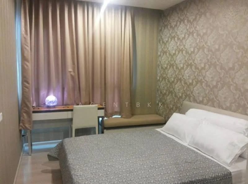 1 Bedroom condo in Life Ratchadapisek
