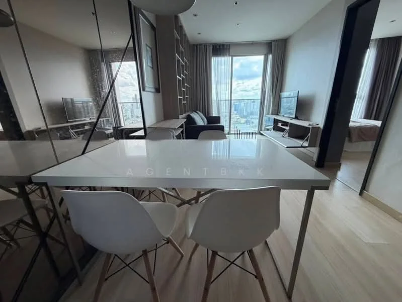 2 Bedroom condo in Le Luk Condominium