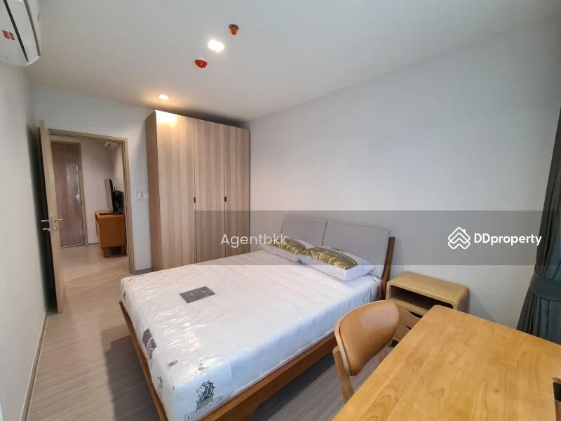 1 Bedroom condo in Life Sathorn Sierra