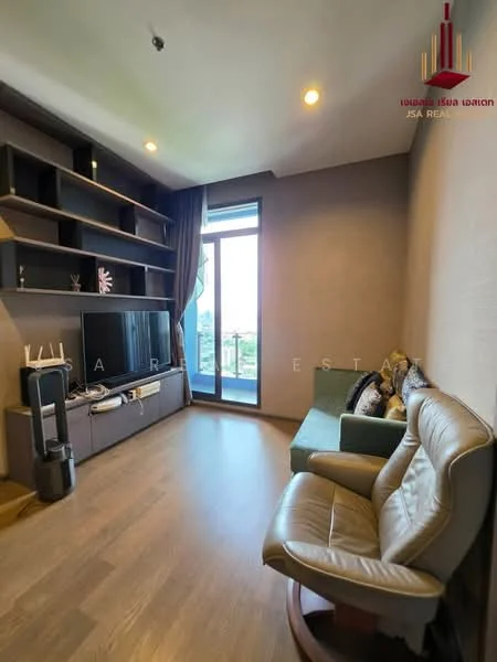 3 Bedroom condo in The Diplomat Sathorn