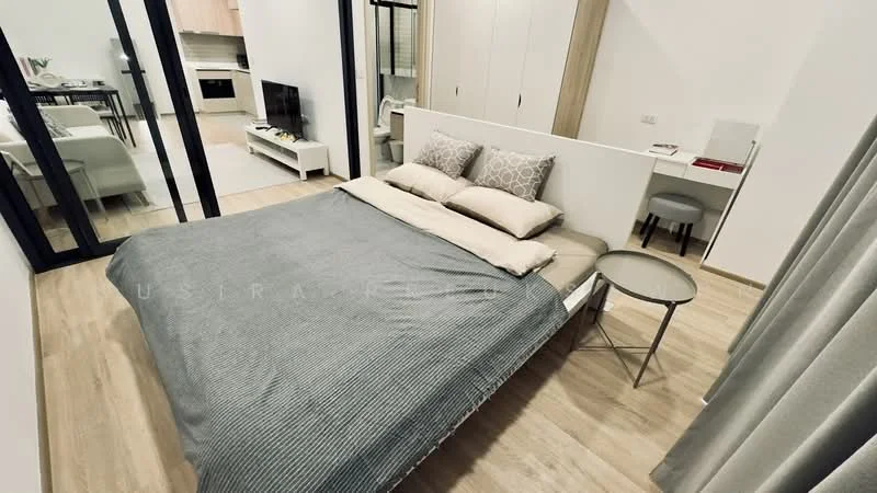 1 Bedroom condo in XT Phayathai