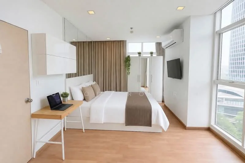 2 Bedroom condo in The Coast