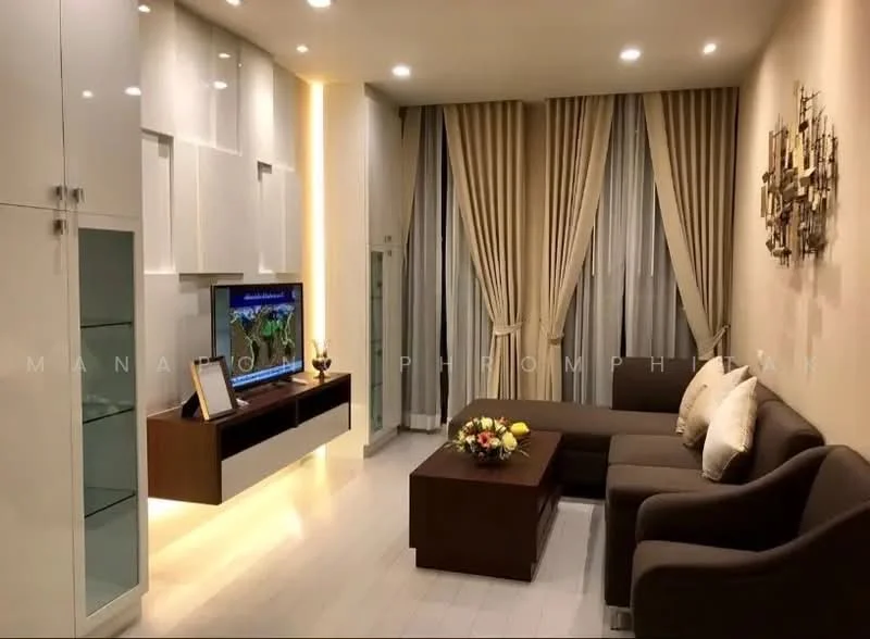 1 Bedroom condo in Noble Ploenchit