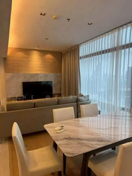 3 Bedroom condo in Circle Living Prototype