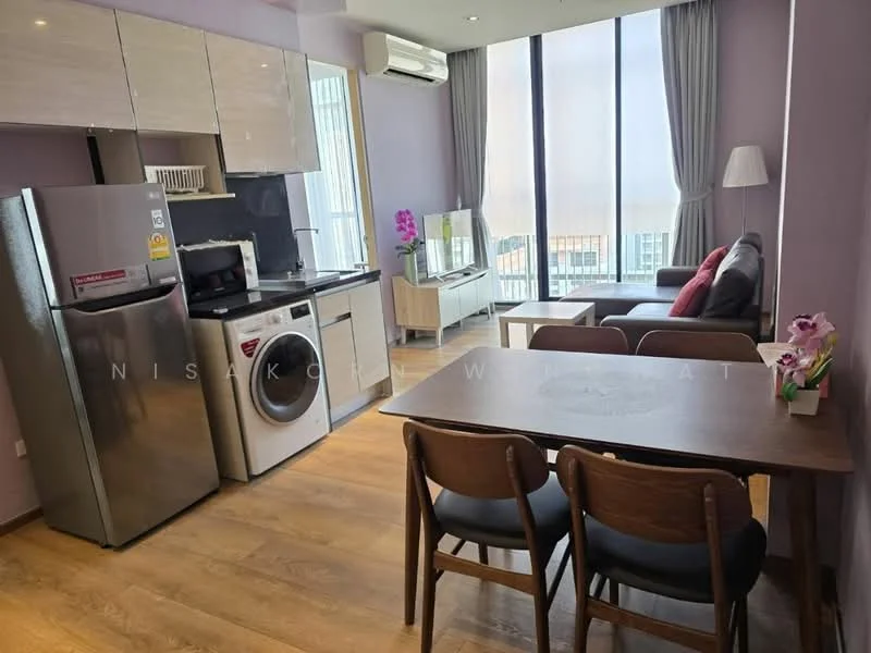 2 Bedroom condo in Park Origin Phrom Phong (Park 24)