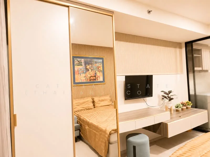 1 Bedroom condo in KnightsBridge Phaholyothin Interchange