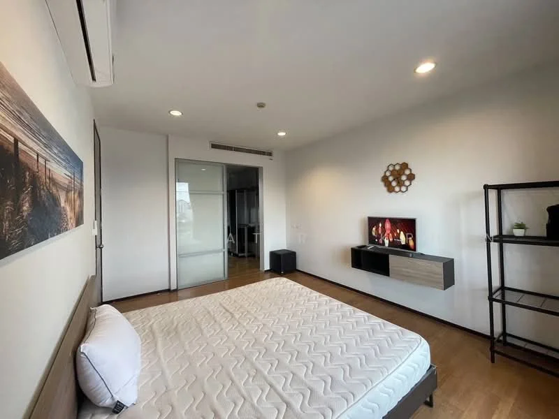 2 Bedroom condo in Amanta Ratchada