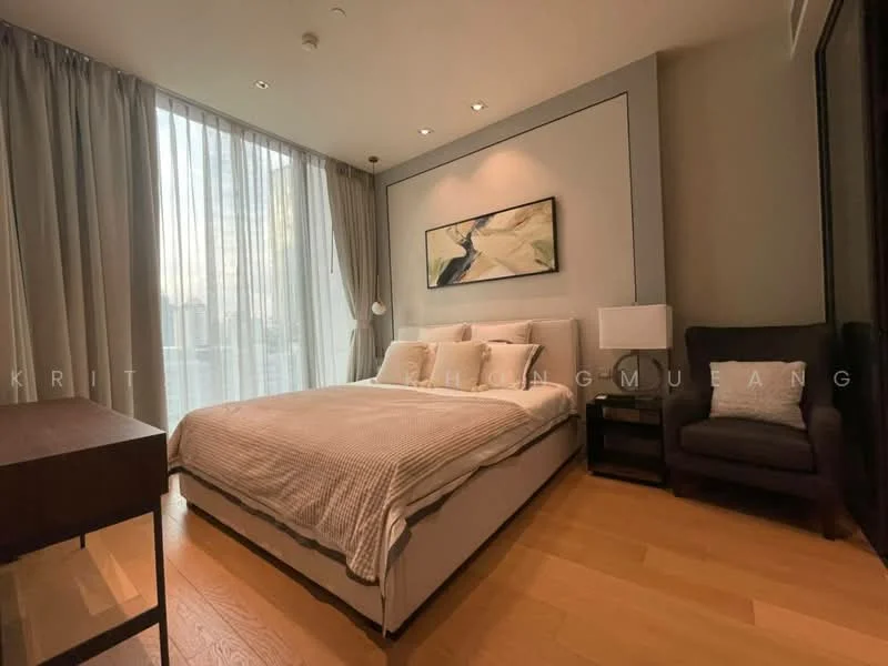 2 Bedroom condo in 28 Chidlom