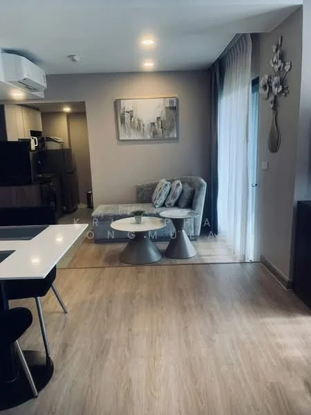 2 Bedroom condo in Lloyd Soonvijai-Thonglor