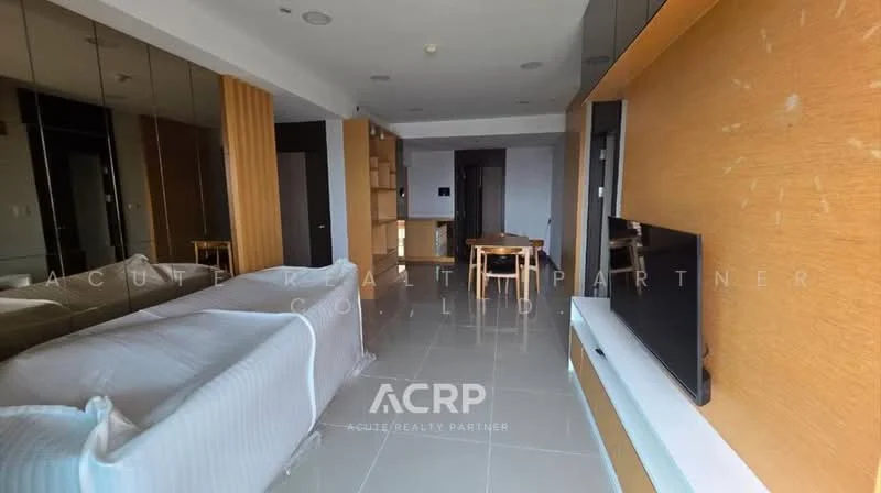 2 Bedroom condo in Supalai River Resort