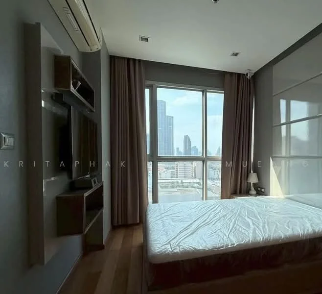 1 Bedroom condo in The Address Asoke