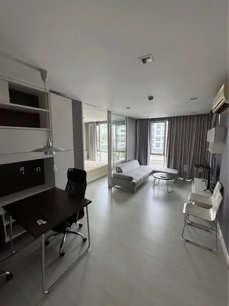 1 Bedroom condo in The Room Sukhumvit 64