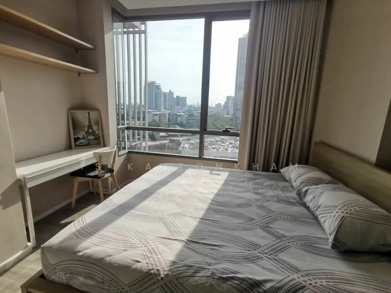 1 Bedroom condo in The Room Sukhumvit 69