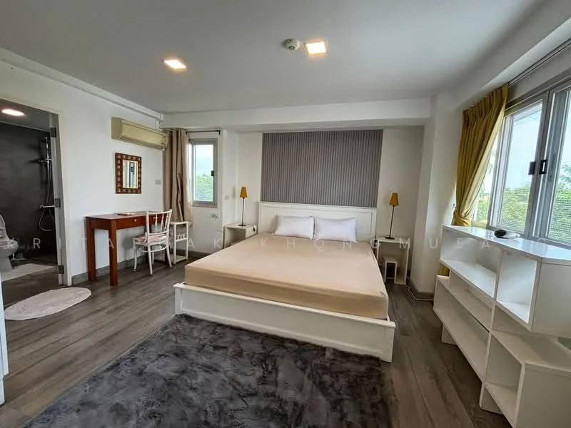 1 Bedroom condo in Sammakorn Condominium