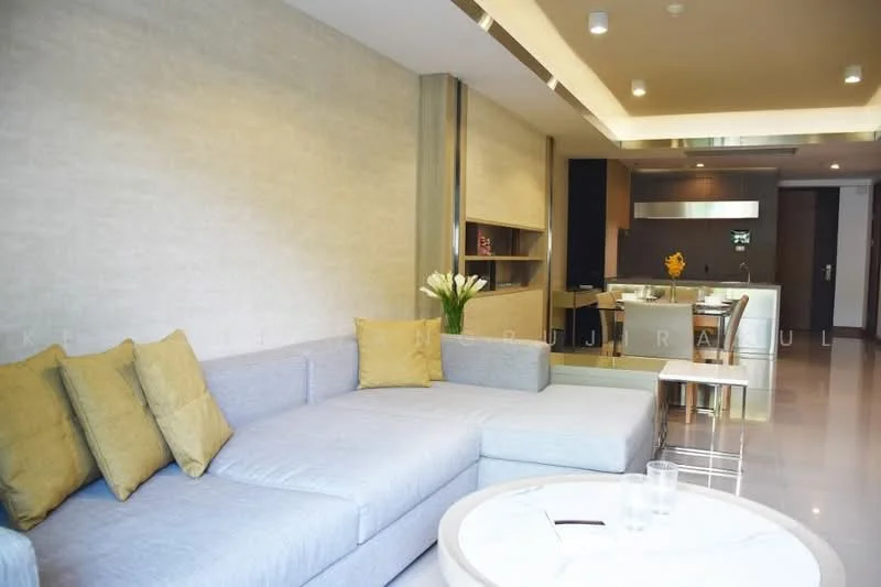 2 Bedroom condo in Supalai River Resort