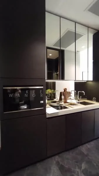 1 Bedroom condo in 28 Chidlom
