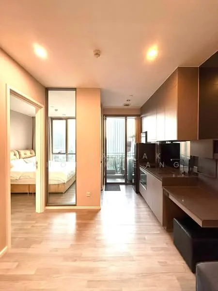 1 Bedroom condo in The Room Sukhumvit 69