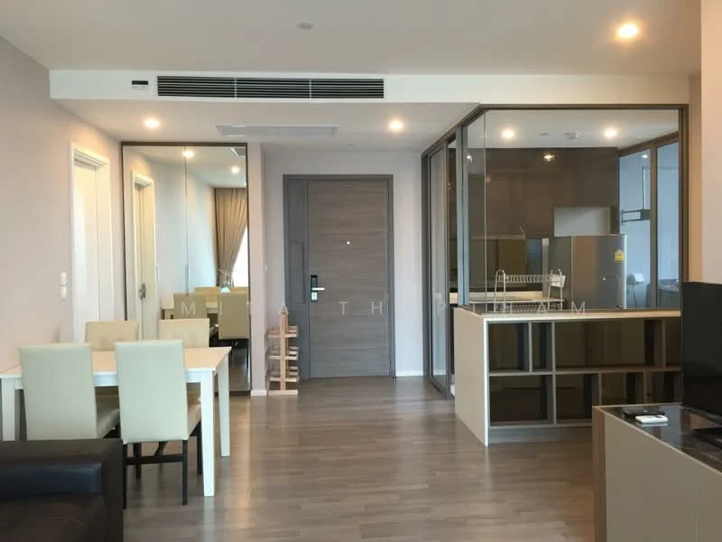 2 Bedroom condo in The Room Sukhumvit 69