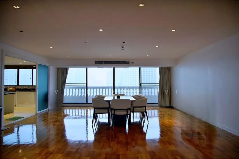 4 Bedroom condo in Lakeview Residences