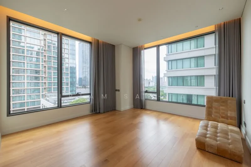 2 Bedroom condo in Sindhorn Residence
