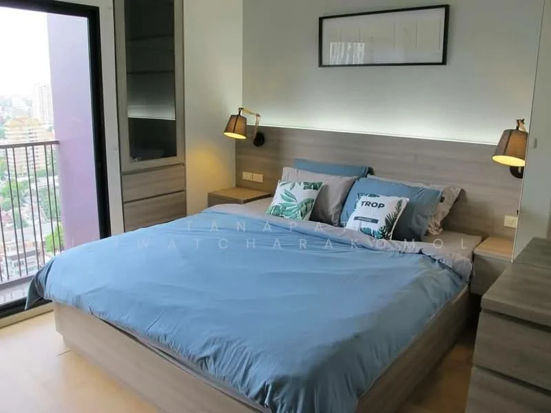 1 Bedroom condo in Noble Reveal