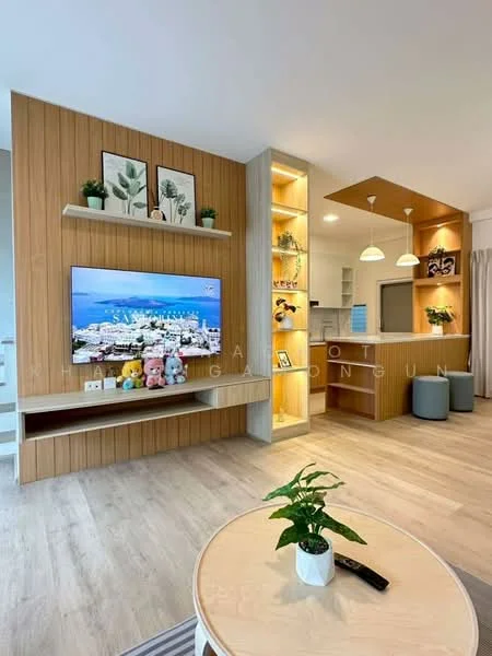 3 Bedroom condo in Indy 2 Bangna-Ramkhamhaeng 2