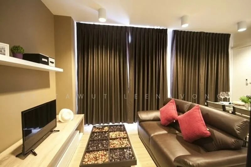 2 Bedroom condo in Chateau In Town Ratchada 10