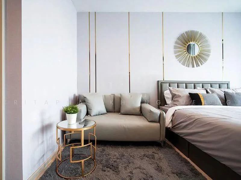 1 Bedroom condo in Life One Wireless
