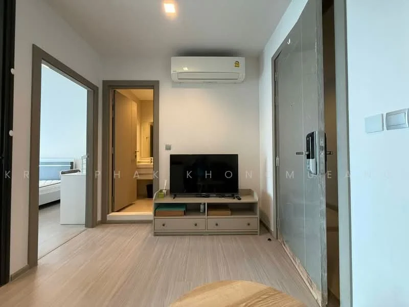 1 Bedroom condo in Life Asoke-Rama 9