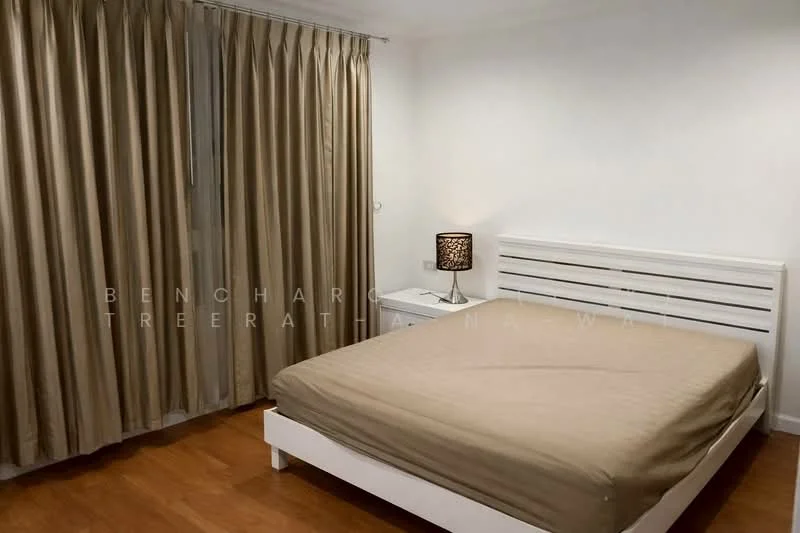 2 Bedroom condo in Grand Heritage Thonglor
