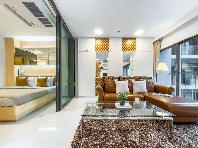 1 Bedroom condo in Noble Remix