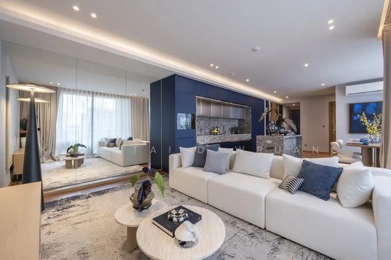2 Bedroom condo in Via 34