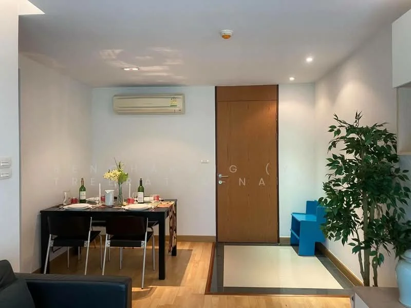 2 Bedroom condo in Residence Sukhumvit 52