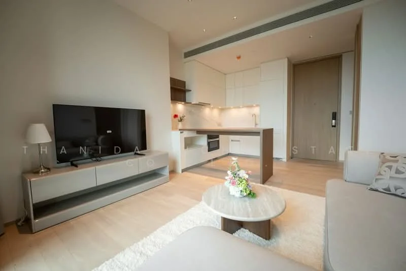 1 Bedroom condo in EI8HTEEN SEVEN - One Bangkok
